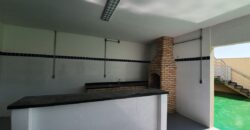 1 Galpão Industrial em Santana de Parnaiba Bairro da Fazendinha com 500 m² sendo 2 pavimentos de 250 m².