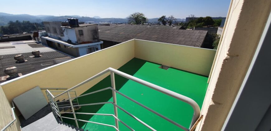 1 Galpão Industrial em Santana de Parnaiba Bairro da Fazendinha com 500 m² sendo 2 pavimentos de 250 m².
