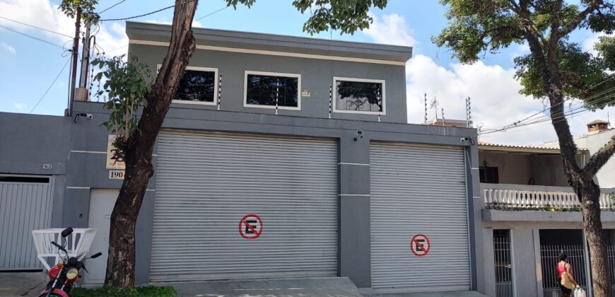 Prédio Comercial c/ 600 m² de area construida sendo 3 pavimentos em terreno de 250 m²-Vila Zatt-SP.