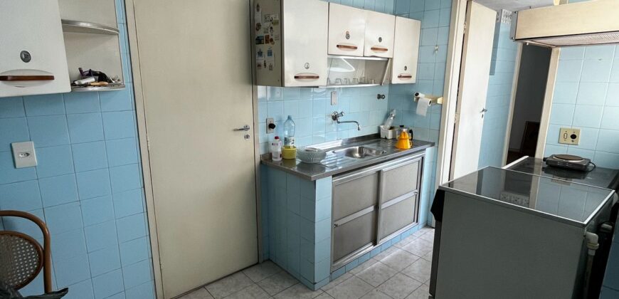 Apartamento de 83 m² no Bairro de Sumaré ao lado da Estação de Metro Vila Madalena e terminal de onibus.