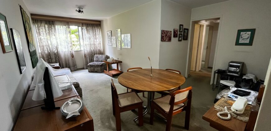 Apartamento de 83 m² no Bairro de Sumaré ao lado da Estação de Metro Vila Madalena e terminal de onibus.