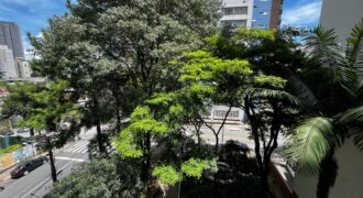 Apartamento de 83 m² no Bairro de Sumaré ao lado da Estação de Metro Vila Madalena e terminal de onibus.