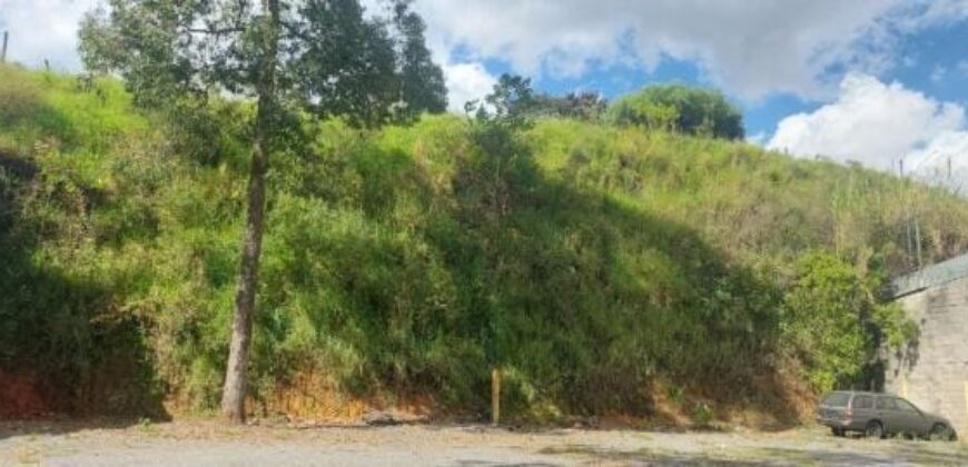 Terreno plano de 2.355 m² no Jaraguá, ótimo para instalar sua empresa ao lado da Voith empresa Alemã de engenharia Mecanica.