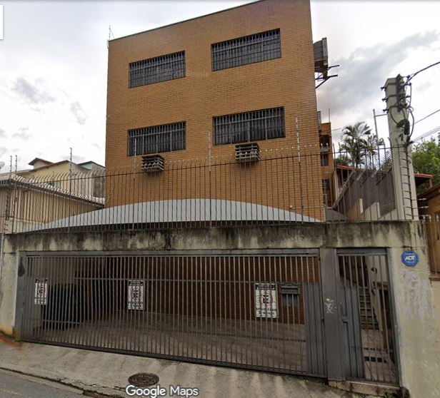 Prédio Comercial com 3 pavimentos 675 m² de A/C em terreno de 300 m² fácil acesso ao terminal de ônibus e estação de trem da CPTM de Pirituba