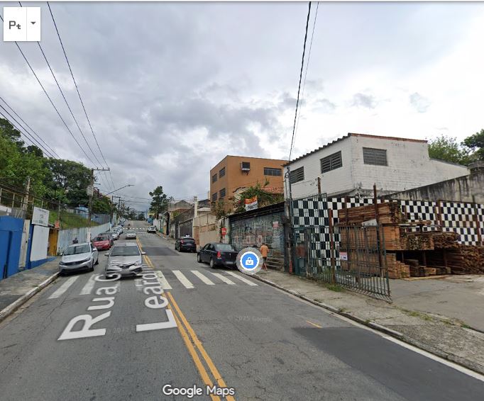 Prédio Comercial com 3 pavimentos 675 m² de A/C em terreno de 300 m² fácil acesso ao terminal de ônibus e estação de trem da CPTM de Pirituba