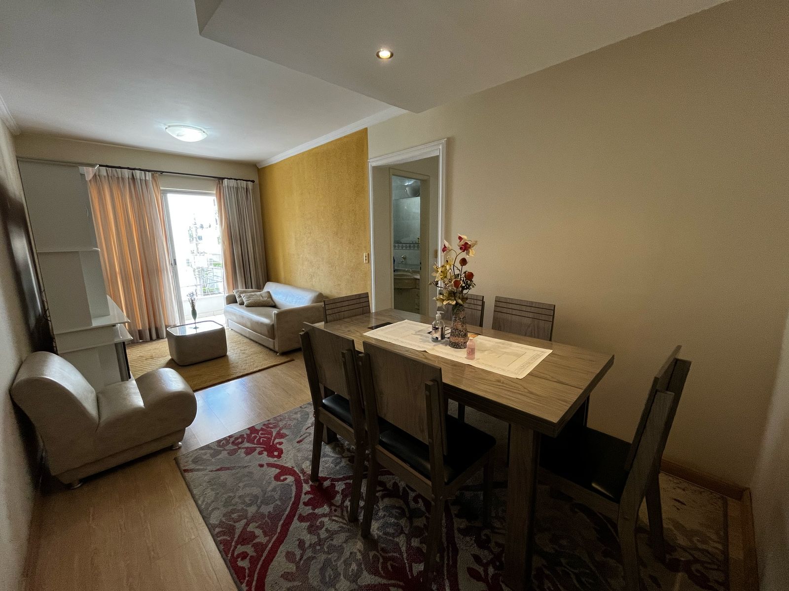 Apartamento de alto padrão no Bairro das Perdizes 2º andar com 74 m² sendo 3 dormitórios com vaga de garagem.