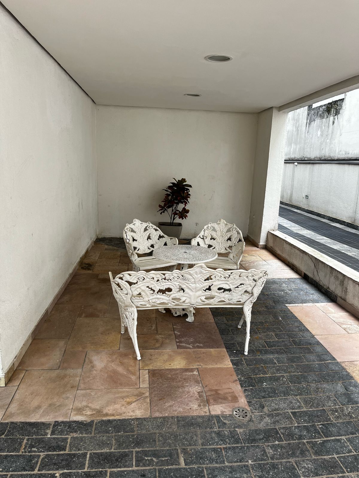 Apartamento de alto padrão no Bairro das Perdizes 2º andar com 74 m² sendo 3 dormitórios com vaga de garagem.